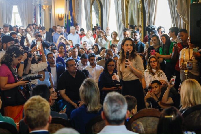 3dc1e4e4-f6b1-45aa-b0be-b8e5be3ab36e