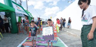 Caravana da Primeira Infância chega ao Residencial Luiz Bezerra Torres com serviços e atividades lúdicas
