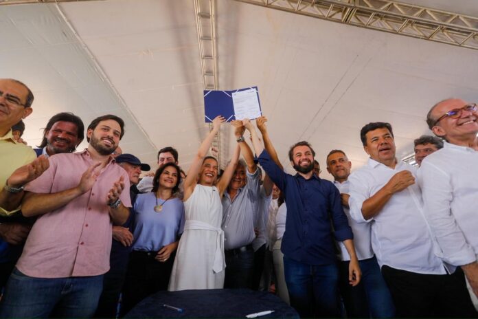 a045f559-f2f5-4106-a633-cdc16d355aa5