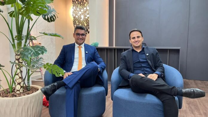 c9990382-2505-40ff-8235-f25f0cdbf873