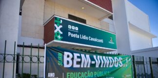 Entrega de escola em tempo integral, kit fardamento e kit escolar, marcam o início do ano letivo 2026 da gestão Rodrigo Pinheiro