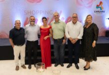 Dermatologista Mariana Delduque é homenageada pelo Caruaru Shopping durante o evento “Shopping Mulher”
