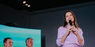 Em Caruaru, Raquel Lyra filia Anderson Luiz e fortalece o PSD no Agreste