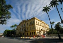 Governo de Pernambuco decreta ponto facultativo no dia 2 de abril, véspera da Paixão de Cristo