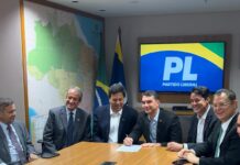 Mendonça Filho se filia ao PL