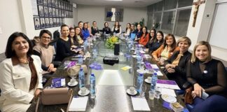 Primeira reunião da CDL Mulher é marcada por discussão de pautas de relevância para o gênero