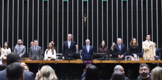 Fernando Monteiro realiza homenagem do Congresso Nacional aos 35 anos da TV Asa Branca