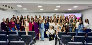 Sindloja lança SindElas e reúne mulheres em primeiro evento sobre liderança e empreendedorismo