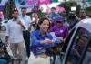 Raquel realiza panfletaço na Avenida Agamenon Magalhães no Recife