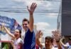 Em caminhada ao lado dos Coelhos e de Raquel, Mendonça reafirma compromisso com nova ponte Petrolina/Juazeiro e com Hospital Regional