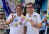 Mendonça Filho visita comércio de Caruaru ao lado de Raffiê