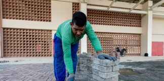 Prefeitura de Caruaru promove melhorias urbanas com reaproveitamento sustentável de materiais